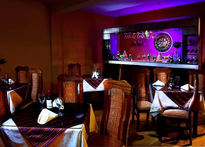 Imperial 3*